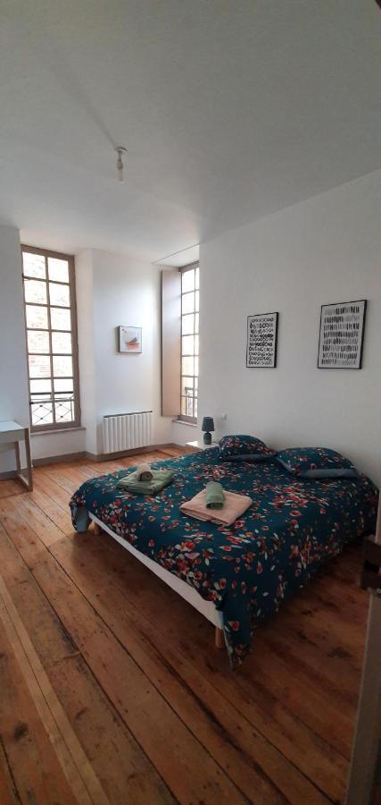Centre ville historique 3 pieces duplex Bergerac Extérieur photo